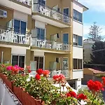 Mhotelsgroup 3*