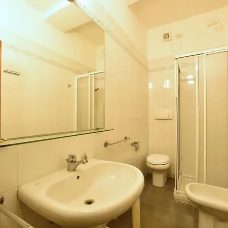 Hotel Mhotelsgroup 3*