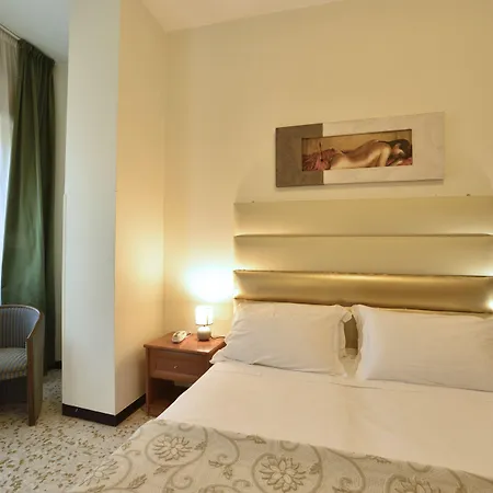 Отель Mhotelsgroup 3*