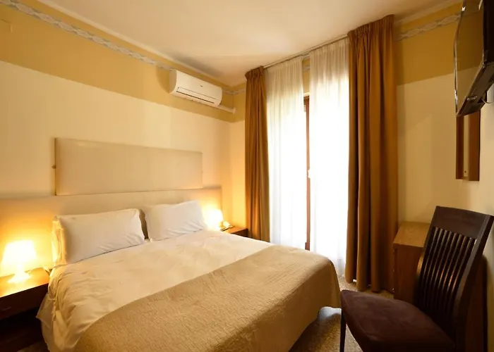 Отель Mhotelsgroup 3*