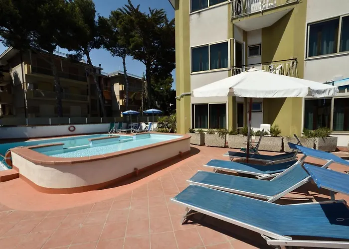 Отель Mhotelsgroup