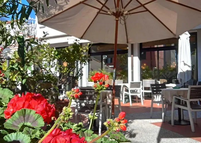 Отель Mhotelsgroup