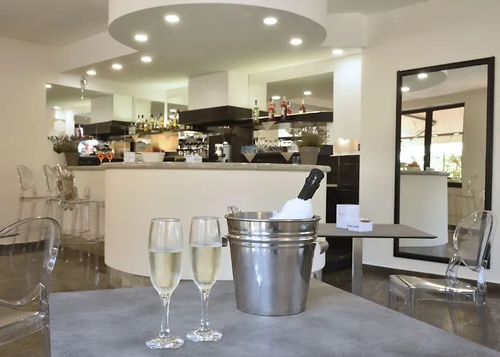 Отель Mhotelsgroup 3*